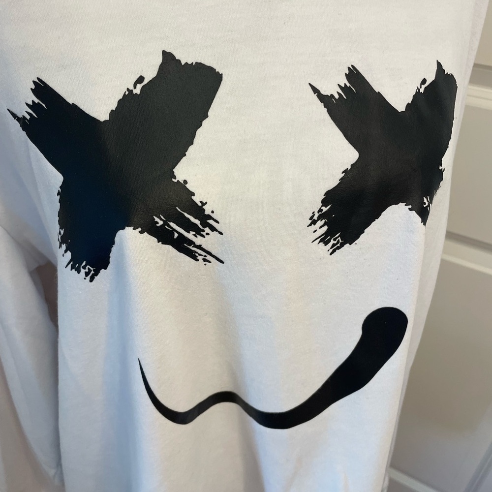 Smiley Face Crew Sweatshirt size XXL.  SHEIN - Picture 4 of 9